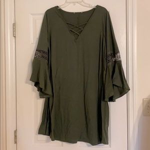 Green Bell Sleeved Dress